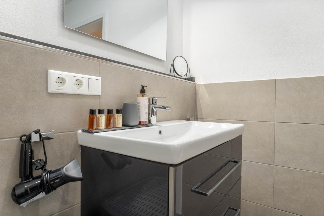 Vivamosel: Appartement Mit Mosel & Burgblick - Balkon - Parken - Aufzug - Fahrradraum โคเคห์ม ภายนอก รูปภาพ