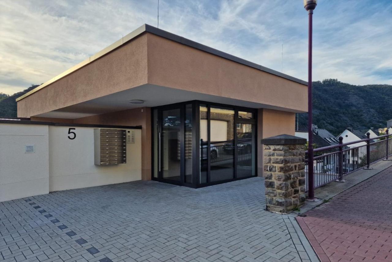 Vivamosel: Appartement Mit Mosel & Burgblick - Balkon - Parken - Aufzug - Fahrradraum โคเคห์ม ภายนอก รูปภาพ